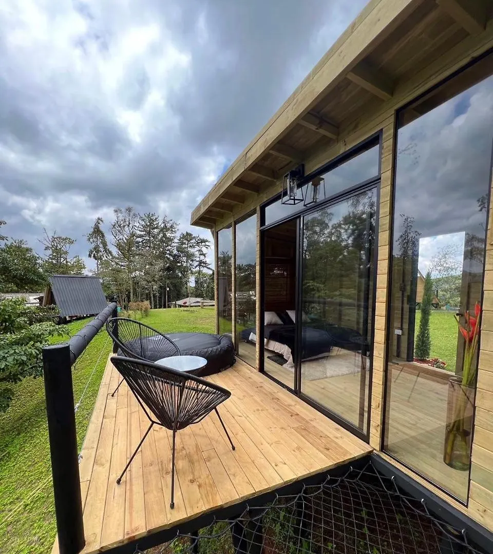 Santa Clara Glamping Hotell Cali Camping